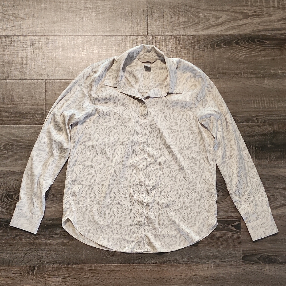 🌹 H&M Silky Button Down Blouse 🌹